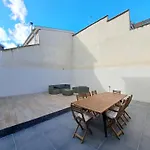Apartment Abu Dhabi, Magnifique Maison Reims