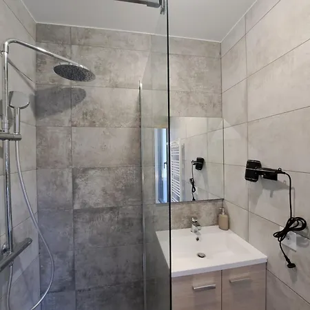Abu Dhabi, Magnifique Maison Apartment