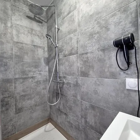 Abu Dhabi, Magnifique Maison *