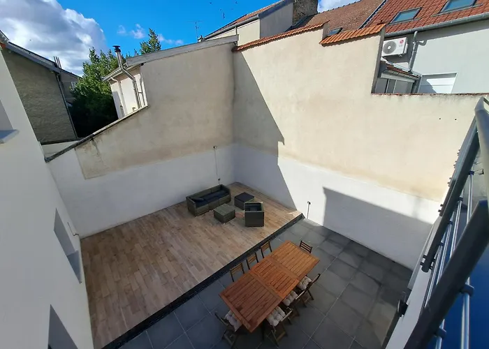 Апартаменты Abu Dhabi, Magnifique Maison Реймс